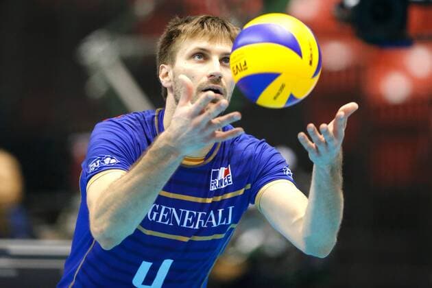 Julien Lyneel (FRA), MAY 28, 2016 - Volleyball : Men s Volleyball World Final Qualification for the Rio de Janeiro Olympics 2016 match between France 3-1 China at Tokyo Metropolitan Gymnasium, Tokyo, Japan. NOxTHIRDxPARTYxSALES.  (ipha023408)