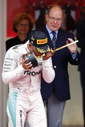Motorsports: FIA Formula One World Championship WM Weltmeisterschaft 2016, Grand Prix of Monaco, 44 Lewis Hamilton (GBR, Mercedes AMG Petronas Formula One Team), xHOCHxZWEIx