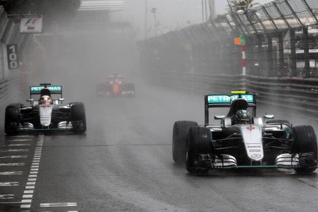 Monaco Grand Prix, Monte Carlo 25 - 29 May 2016 29.05.2016 - Race, Lewis Hamilton (GBR) Mercedes AMG F1 W07 Hybrid and Nico Rosberg (GER) Mercedes AMG F1 W07 Hybrid 