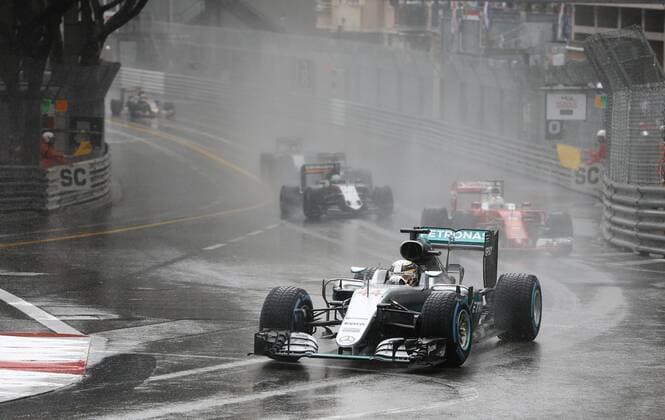 Motorsports: FIA Formula One World Championship WM Weltmeisterschaft 2016, Grand Prix of Monaco, 44 Lewis Hamilton (GBR, Mercedes AMG Petronas Formula One Team), xHOCHxZWEIx