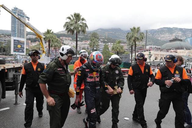 Formel 1, GP von Monaco, Ausfall von Max Verstappen Dutch Max Verstappen of Scuderia Toro Rosso pictured after a crash during the Formula 1 Australian Grand Prix race in Monaco, Sunday 29 May 2016. GEORGESxDExCOSTER  x04861351x