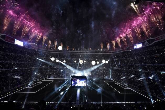 General view of the celebrations at the Bernabeu Stadium in Madrid, 29 May 2016. Real Madrid won Atletico de Madrid the UEFA Champions League Final held at Milan s San Siro Stadium on 28 May 2016. Real Madrid celebrates the UEFA Champions League !ACHTUNG: NUR REDAKTIONELLE NUTZUNG!  GRA413 20160529-636001630597240534