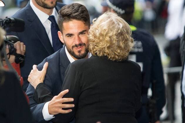 Real Madrid CF player, Isco Alarcon and the Mayor of Madrid, Manuela Carmena during the Real Madrid CF reception at Madrid city hall after winning the Champions League May 29,2016.  (2016290506)