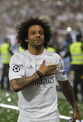The Real Madrid celebrates, together his fans, in the Bernabeu stadium the conquering of the cup 11th of Champions League of his history, after win to Atletico de Madrid in the final of Milan, Italy. Madrid on May 29, 2016. Marcelo  xJosexLuisxCuestax xx