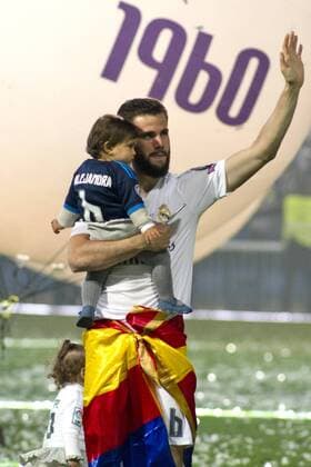 Nacho Fernandez mit Tochter bei der Real Madrid UEFA Champions League Siegesfeier im Estadio Santiago Bernabeu. Madrid, 29.05.2016  Foto:xDyDxFotografosx xFuturexImage