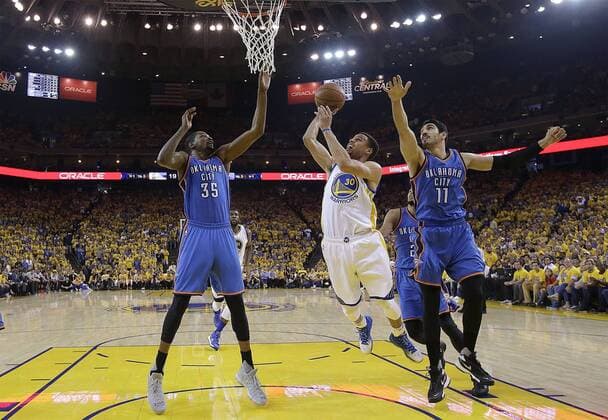May 30, 2016 - Oakland, California, U.S - Golden State Warriors guard Stephen Curry (30_ shoots between Oklahoma City Thunder forward Kevin Durant (35) and center Enes Kanter (11) during the first half of Game 7 of the NBA Basketball Herren USA basketball Western Conference finals in Oakland, Calif., Monday, May 30, 2016. Thunder-Warriors, game 7 - ZUMAp124