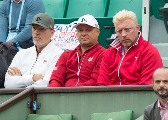 Novak Djokovic Team Coach Boris Becker, Marian Vajda und Physiotherapeut Gebhard Gritsch in der Spielerloge Tennis - French Open 2016 - Grand Slam ITF ATP Tennis Herren WTA Tennis Damen - Roland Garros - Paris - - France - 1 June 2016.