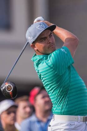 Golf, The Memorial Tournament in Dublin, Ohio June 2, 2016 - Dublin, Ohio, U.S - Rickie Fowler hits from the 10th tee during the first round of The Memorial Tournament at Muirfield Village Golf Club, Dublin, Ohio. PGA Golf Herren 2016 - The Memorial Tournament - First Round - ZUMAs304