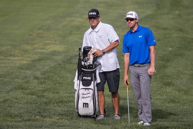 Golf, The Memorial Tournament in Dublin, Ohio June 2, 2016 - Dublin, Ohio, U.S - Hunter Mahan looks over his second shot on the 14th hold during the first round of The Memorial Tournament at Muirfield Village Golf Club, Dublin, Ohio. PGA Golf Herren 2016 - The Memorial Tournament - First Round - ZUMAs304
