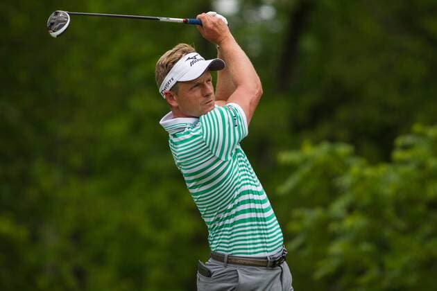 June 02, 2016: Luke Donald tees off during the First Round of the Memorial Tournament presented by Nationwide at Muirfield Village Golf Club in Dublin, OH. (Photo by Michael Griggs Icon Sportswire) GOLF: JUN 02 PGA Golf Herren - the Memorial Tournament presented by Nationwide - First Round Icon160602019 EDITORIAL USE ONLY