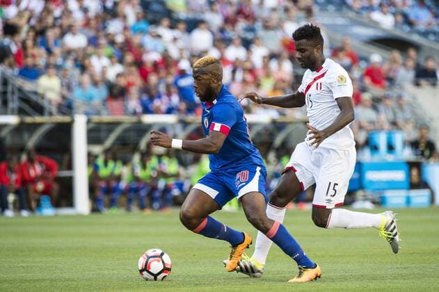 June 4, 2016 - Seattle, Washington, U.S - Haiti forward DUCKENS NAZON (20) dribbles past Peru defender CHRISTIAN RAMOS (15) during the Copa America Centenario football tournament at Century Link Field in Seattle, Washington, United States, on June 4, 2016 Soccer 2016 - Copa America Centenario Haiti vs. Peru 0-1 - ZUMAs192