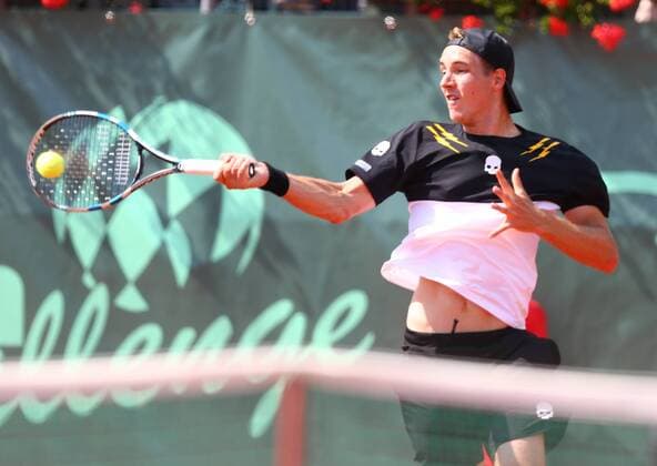Tennis, Franken Challenge in Fürth 05.06.2016 - Tennis - ATP Tennis Herren Challenger Tour - Franken Challenge - Tournament Turnier - Männer Herren Finale - JüRa - Jan-Lennard Struff (Deutschland)