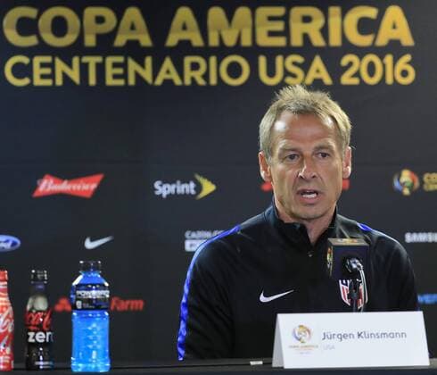 Copa America, PK Nationalteam USA mit Trainer Klinsmann US team coach Jurgen Klinsmann during a presser, a day before of the A group match against Costa Rica for Copa America Centenario 2016 at Soldier Field, Chicago, United States. US TEAM COACH PRESSER !ACHTUNG: NUR REDAKTIONELLE NUTZUNG!  CH01 20160606-636008507454259851