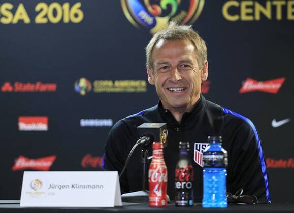 Copa America, PK Nationalteam USA mit Trainer Klinsmann US team coach Jurgen Klinsmann during a presser, a day before of the A group match against Costa Rica for Copa America Centenario 2016 at Soldier Field, Chicago, United States. US TEAM COACH PRESSER !ACHTUNG: NUR REDAKTIONELLE NUTZUNG!  CH01 20160606-636008507493102606