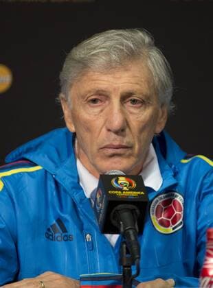 June 6, 2016 - Pasadena, California, U.S - Jose Nestor Pekerman, coach of the national team Nationalteam of Colombia during a press conference PK Pressekonferenz at the Rose Bowl Stadium in Pasadena California on Monday June 6, 2016. The team is preparing for the Copa America Centenario 2016 game on Tuesday against Paraguay at the Rose Bowl stadium in Pasadena California. Colombia practice at Rose Bowl - ZUMAp124
