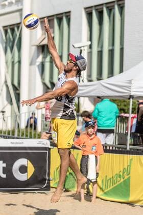 1 Santiago Etchegaray 2 Gabriel Martin Ojeda Dapiaggi (ARG) FiVB Worldtour Major Hamburg