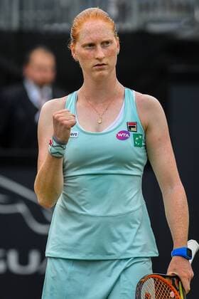 Belgian Alison Van Uytvanck celebrates during a tennis game between Belgian Alison Van Uytvanck WTA Tennis Damen 132) and Swiss Belinda Bencic (WTA 8) in the first round of the women s singles at the Ricoh Open WTA tennis tournament in Rosmalen, the Netherlands, Tuesday 07 June 2016. LUCxCLAESSEN  x04866909x