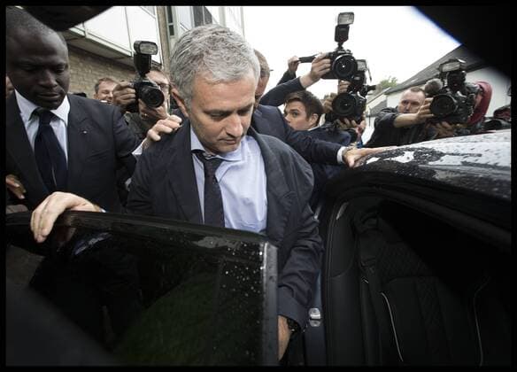 Themen der Woche - SPORT Bilder des Tages - SPORT 07 06 2016. London, United Kingdom. Jose Mourinho leaving the employment tribunal of the former Chelsea Football club team doctor Eva Carneiro after a settlement was reached on day two the tribunal in Croydon, United Kingdom.  xStephenxLockx xixImagesx IIM-12815-0021