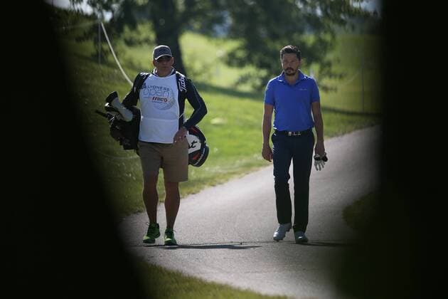 GOLF - PGA Golf Herren Lyoness Open 2016 ATZENBRUGG,AUSTRIA,08.JUN.16 - GOLF - PGA European Tour, Lyoness Open, ProAm, Diamond Country Club. Image shows Mike Lorenzo-Vera (FRA) and his caddy. GEPAxpictures xDanielxGoetzhaber