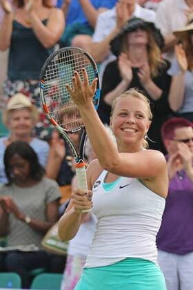 08.06.2016. Nottingham Tennis Centre, Nottingham, England. Aegon WTA Tennis Damen Nottingham Open Day 5. Anett Kontaveit of Estonia wins her match against Caroline Wozniacki of Denmark in three sets xDavidxKissmanx  ActionPlus11746553