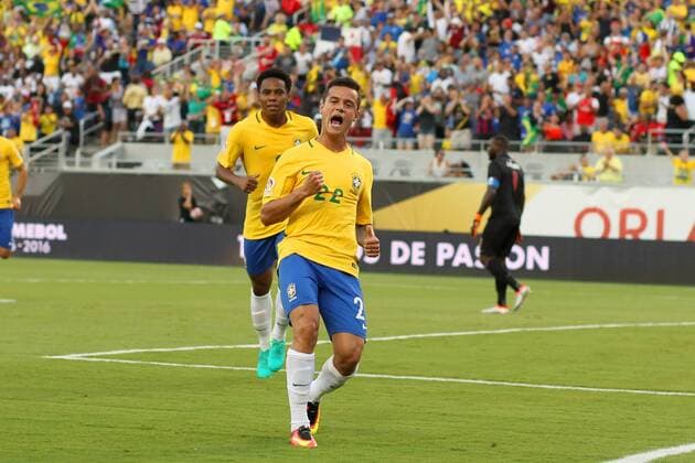 08 JUN 2016: Philippe Coutinho (22) of Brazil celebrates his goal during the Copa America Centenario match between Brazil and Haiti at the Camping World Stadium in Orlando, Florida. (Cliff Welch Icon Sportswire) SOCCER: JUN 08 Copa America Centenario - Brazil v Haiti Icon357160608009 EDITORIAL USE ONLY