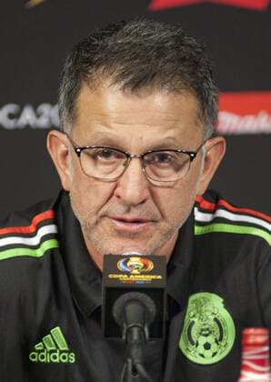 Head coach of Mexico national soccer team Juan Carlos Osorio speaks during a press conference PK Pressekonferenz in Pasadena, US, 08 June 2016. Mexico will face Jamaica as part of Copa America Centenario soccer tournament. Press conference of Mexico !ACHTUNG: NUR REDAKTIONELLE NUTZUNG!  PAS03 20160609-636010543833748077