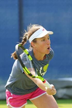 09.06.2016. Nottingham Tennis Centre, Nottingham, England. Aegon WTA Tennis Damen Nottingham Open Day 6. Johanna Konta of Great Britain warming up ahead of her second round match against Saisai Zheng of China xDavidxKissmanx  ActionPlus11746584
