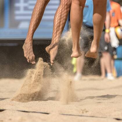 BeautyShot - Sand beim Blocken FiVB Worldtour Major Hamburg