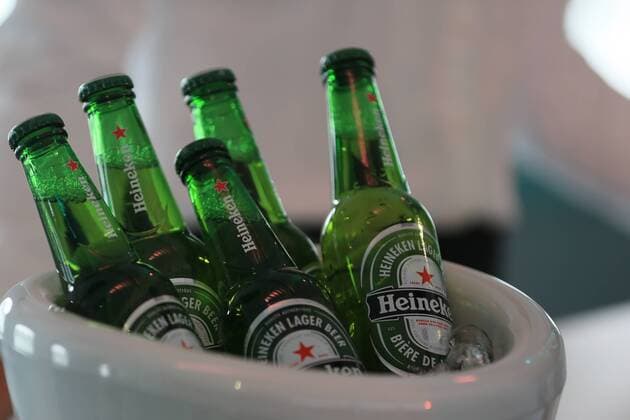 09.06.2016. Montreal, Canada. F1 Grand Prix of Canada. Drivers press conference PK Pressekonferenz Dutch brewing company Heineken announced a multi-year sponsorship deal with Formula 1, which will see the beer brand become a global partner and sponsor of the Italian Grand Prix and 3 other 2017 races. Former drivers David Coulthard and Sir Jackie Stewart will be ambassadors of the promotions. xLeannexBoonx  ActionPlus11746751