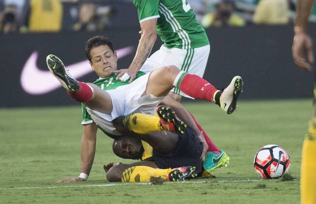 June 9, 2016 - Pasadena, California, U.S - Pasadena, Ca, 09 Jun 2016. Mexico plays Jamaica. in their second game of group stage play in the Copa America Centenario at Rose Bowl Stadium. Pictured is Mexico s Chicharito. MEXICO VS JAMAICA Nationalteam - ZUMAp124