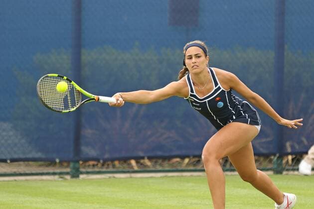 11.06.2016. Nottingham Tennis Centre, Nottingham, England. Aegon WTA Tennis Damen Nottingham Open Day 8. Monica Puig of Puerto Rica reaches for a forehand on her way to victory in two sets over Tamira Paszek of Austria xDavidxKissmanx  ActionPlus11747369