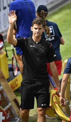 Dominic Thiem (AUT) jubelt über Matchgewinn und Einzug ins Finale und bedankt sich bei Zuschauern 11.06.2016 Halbfinale Tennis Mercedes-Cup Stuttgart Weißenhof 04.06..-12.06.2016 MercedesCup Stuttgart Weißenhof 2016