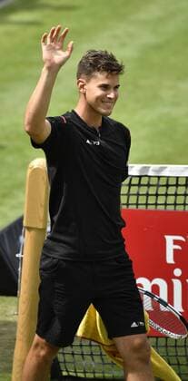 Dominic Thiem (AUT) jubelt über Matchgewinn und Einzug ins Finale und bedankt sich bei Zuschauern 11.06.2016 Halbfinale Tennis Mercedes-Cup Stuttgart Weißenhof 04.06..-12.06.2016 MercedesCup Stuttgart Weißenhof 2016