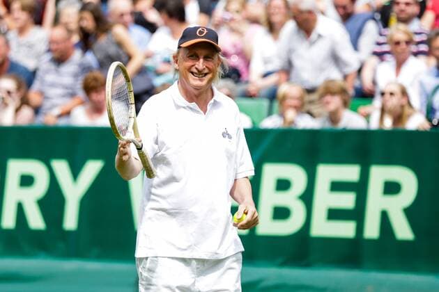 GER., Gerry Weber Open, Showmatch Otto Waalkes vs Christopher Kas 11.06.2016, Gerry Weber Stadion, Halle in Westfalen, GER, Gerry Weber Open, Turniertag 1, im Bild Komiker Otto Waalkes während des Showmatches Foto @ nordphoto Rauch Local Caption nordphotoxrauch