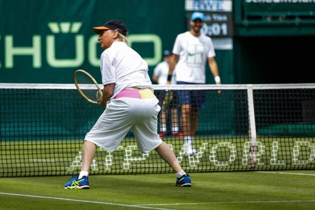 GER., Gerry Weber Open, Showmatch Otto Waalkes vs Christopher Kas 11.06.2016, Gerry Weber Stadion, Halle in Westfalen, GER, Gerry Weber Open, Turniertag 1, im Bild Komiker Otto Waalkes während des Showmatches Foto @ nordphoto Rauch Local Caption nordphotoxrauch