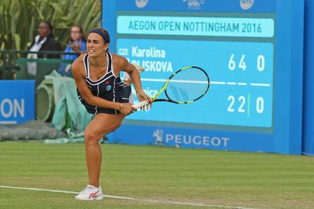11.06.2016. Nottingham Tennis Centre, Nottingham, England. Aegon WTA Tennis Damen Nottingham Open Day 8. Serve from Monica Puig of Puerto Rico as she loses to Karolina Pliskova of Czech Republic in 2 sets in the semi final xDavidxKissmanx  ActionPlus11747601