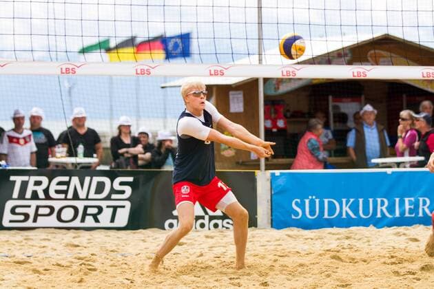 Annahme Georg Wolf (Volleyball Internat Frankfurt); LBS Cup Beachvolleyball Friedrichshafen, Promenade, Friedrichshafen Germany, 20160612; Friedrichshafen Copyright: Wuechnerx xEibner-Pressefoto EP_nwr