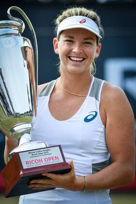 American Coco Vandeweghe celebrate with the trophy after winning a tennis game between French Kristina Mladenovich and American Coco Vandeweghe in the finals of the women s singles at the Ricoh Open WTA Tennis Damen tennis tournament in Rosmalen, the Netherlands, Sunday 12 June 2016. LUCxCLAESSEN  x04869836x