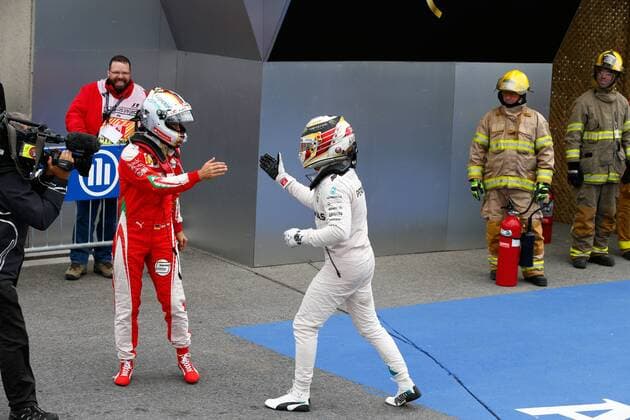 Formel 1, GP Kanada Motorsports: FIA Formula One World Championship WM Weltmeisterschaft 2016, Grand Prix of Canada, 5 Sebastian Vettel (GER, Scuderia Ferrari), 44 Lewis Hamilton (GBR, Mercedes AMG Petronas F1 Team), xWWx