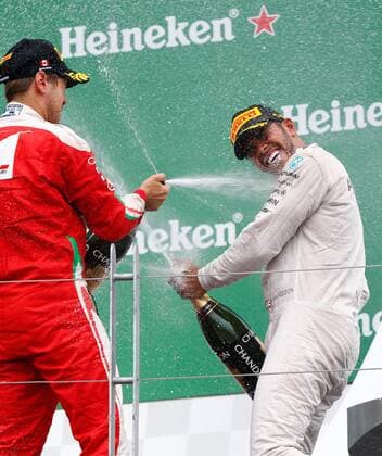 Motorsports: FIA Formula One World Championship WM Weltmeisterschaft 2016, Grand Prix of Canada, 5 Sebastian Vettel (GER, Scuderia Ferrari), 44 Lewis Hamilton (GBR, Mercedes AMG Petronas F1 Team), xWWx