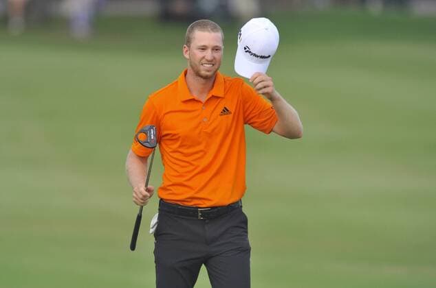 June 12, 2016: Daniel Berger takes his hat off after completing the 18th hole and securing his win of the FedEx St. Jude Classic at TPC Southwind in Memphis, Tennessee. Austin McAfee CSM PGA Golf Herren 2016: FedEx St. Jude Classic JUNE 12 - ZUMAc04_