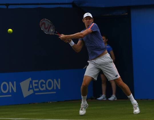 13.06.2016. Queens Club, London, England. Aegon Queens Tennis Championships Day One. Kevin Anderson (RSA) hits a backhand during his singles qualifying match against Jiri Vesely (CZE). xAlanxMartinx  ActionPlus11748692