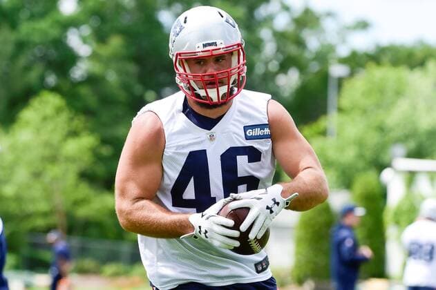 Monday, June 13, 2016: New England Patriots fullback James Develin (46) works out at the New England Patriots organized team activities held on the practice field at Gillette Stadium, in Foxborough, Massachusetts. NFL American Football Herren USA 2016: Patriots OTA JUN 13 - ZUMAc04_