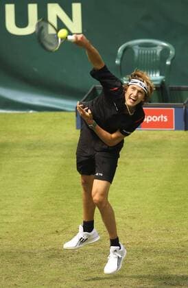 Foto : Alexander ZVEREV ( GER ) Tennis-Turnier Gerry Weber Open im westfälischen Halle am Di. 14.06.2016