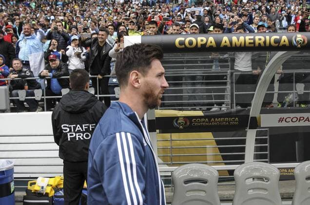 Copa America, Argentinien - Bolivien Argentina player Lionel Messi enters the field during their Copa America Centenario match at the Century Field in Seattle, United States, 14 June 2016. ARGENTINA VS BOLIVIA !ACHTUNG: NUR REDAKTIONELLE NUTZUNG!  SEA021 20160615-636015629593372150