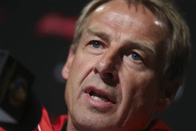 United States coach German Jurgen Klinsmann delivers a press briefing at Cntury Link stadium in Seattle, United States, 15 June 2015. US will face Ecuador at Copa America Centenario s quarter-final match at the Century Field stadium tomorrow. EFE David Fernandez USA PRESSER IN SEATTLE !ACHTUNG: NUR REDAKTIONELLE NUTZUNG!  SEA013 20160616-636016399757399241