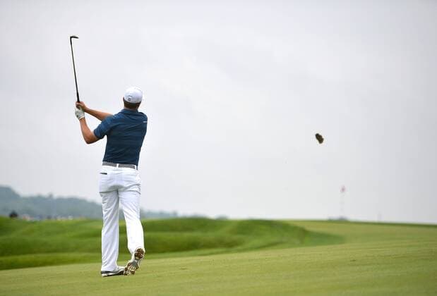Jordan Spieth hits on the 17th fairway in the first round of the 2016 U.S. Open at Oakmont Country Club in Oakmont, Pennsylvania on June 15, 2016.  OAK20160616310 KEVINxDIETSCH