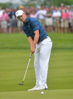 Jordan Spieth putts on the 16th green during the first round of the 2016 U.S. Open at Oakmont Country Club in Oakmont, Pennsylvania on June 15, 2016.  OAK20160616317 KEVINxDIETSCH