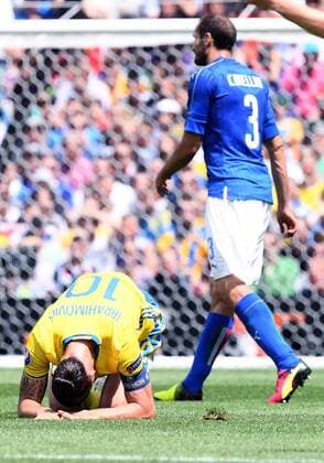 EURO 2016, Italien - Schweden Toulouse 17 06 2016 - Euro 2016 EM EURO Länderspiel Nationalteam Italien vs Schweden - foto MatteoxGribaudi Image Zlatan Ibrahimovic-Giorgio Chiellini 