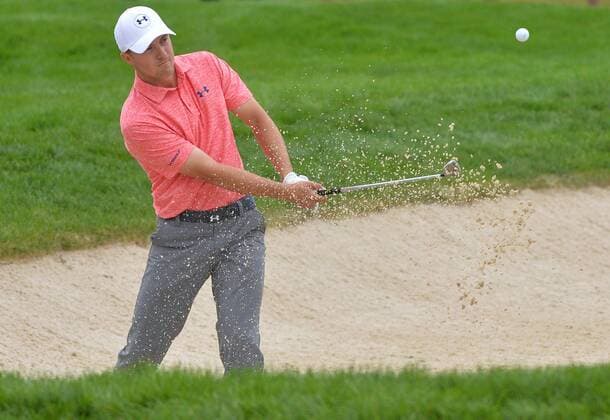 Jordan Spieth hits out of a bunker on the 9th hole during the 2016 U.S. Open at Oakmont Country Club in Oakmont, Pennsylvania on June 17, 2016.  OAK20160617311 KEVINxDIETSCH